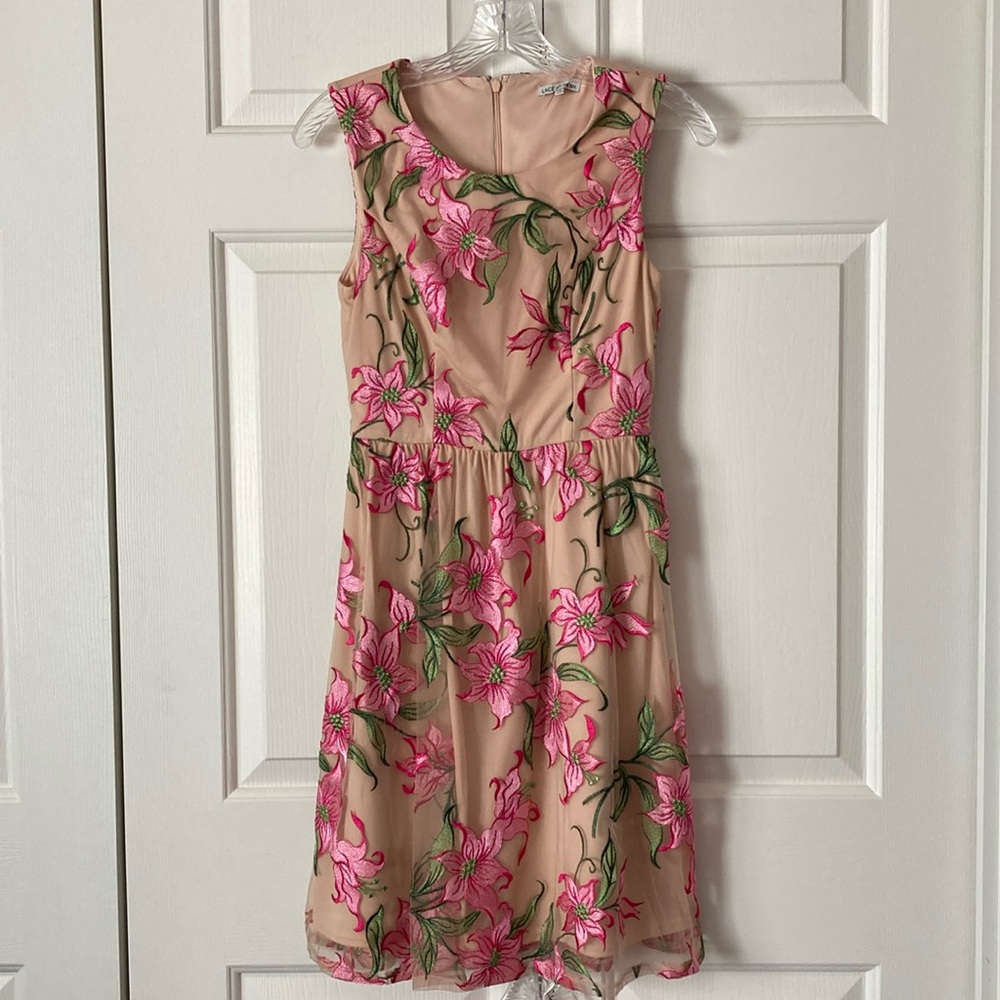 Lace & Mesh floral dress XS